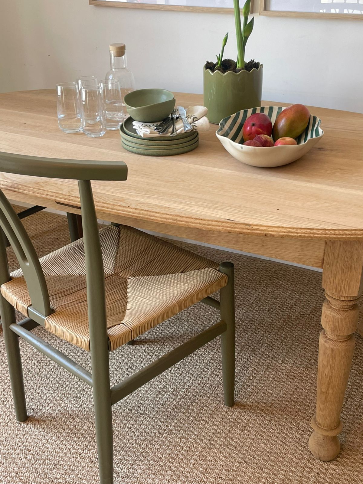 Kansas Dinning Table