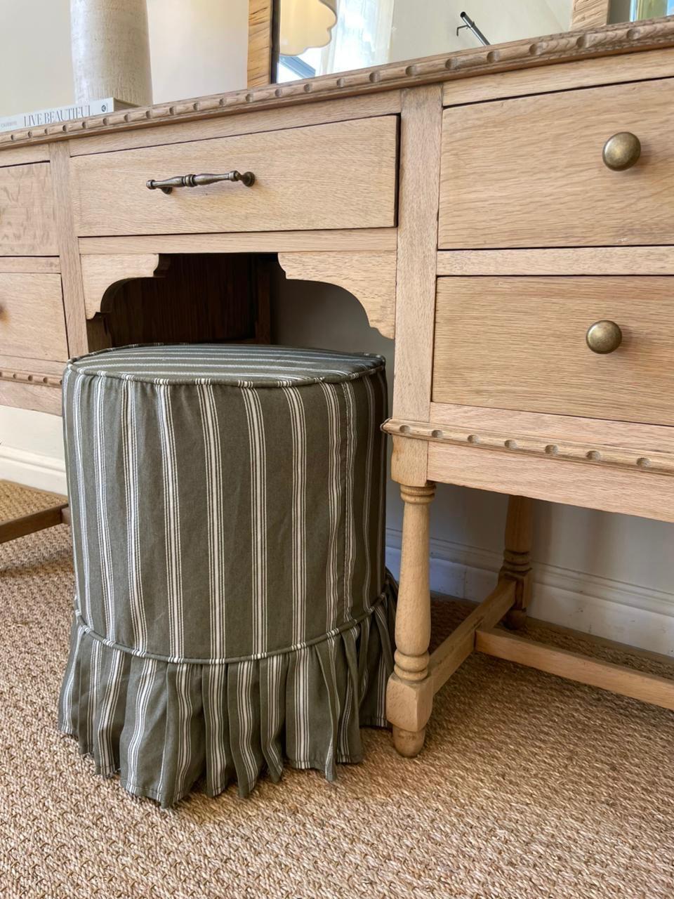 The Tulip Dressing Table