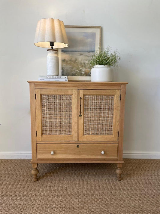 Ridge Cupboard