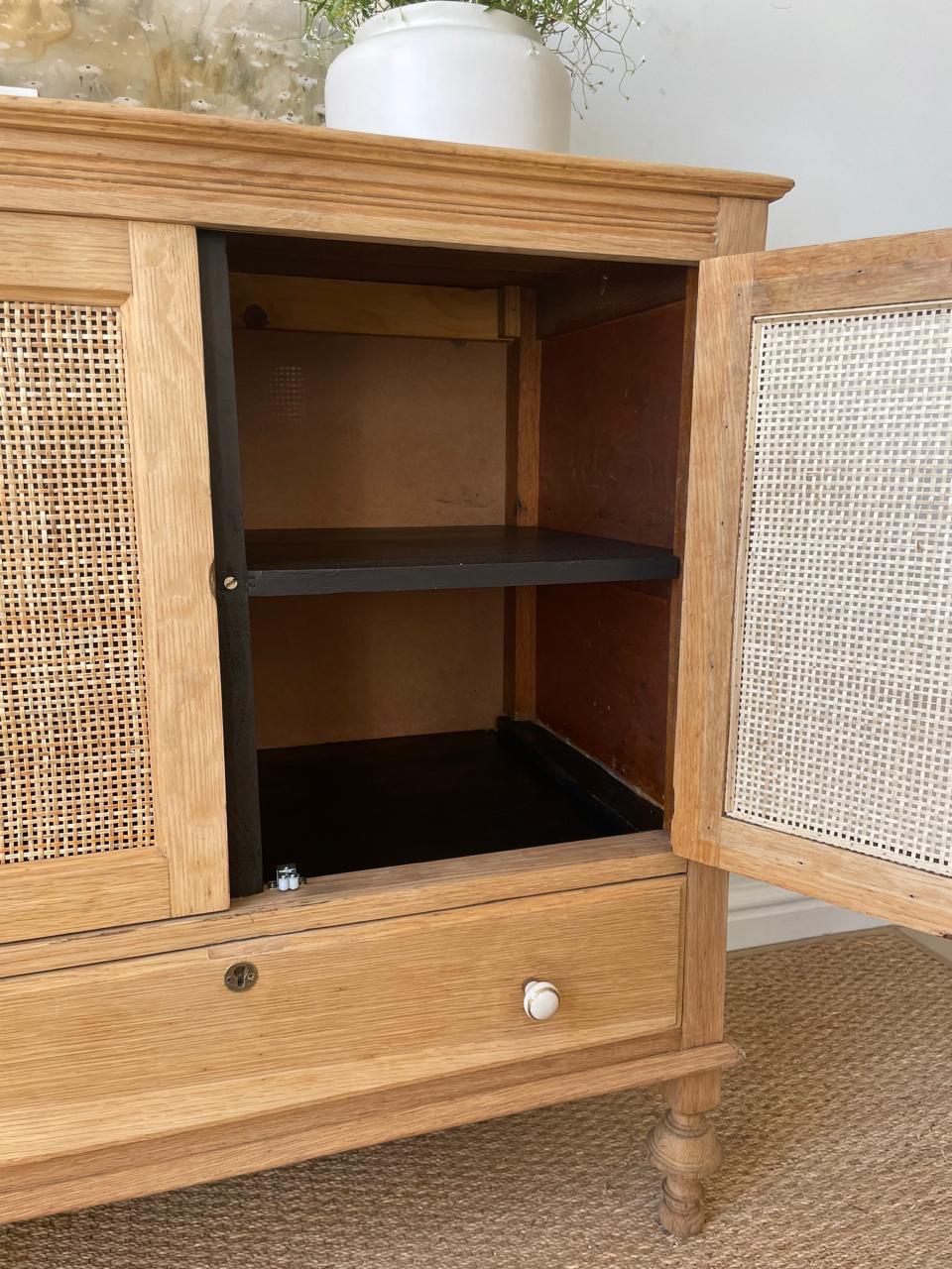 Ridge Cupboard