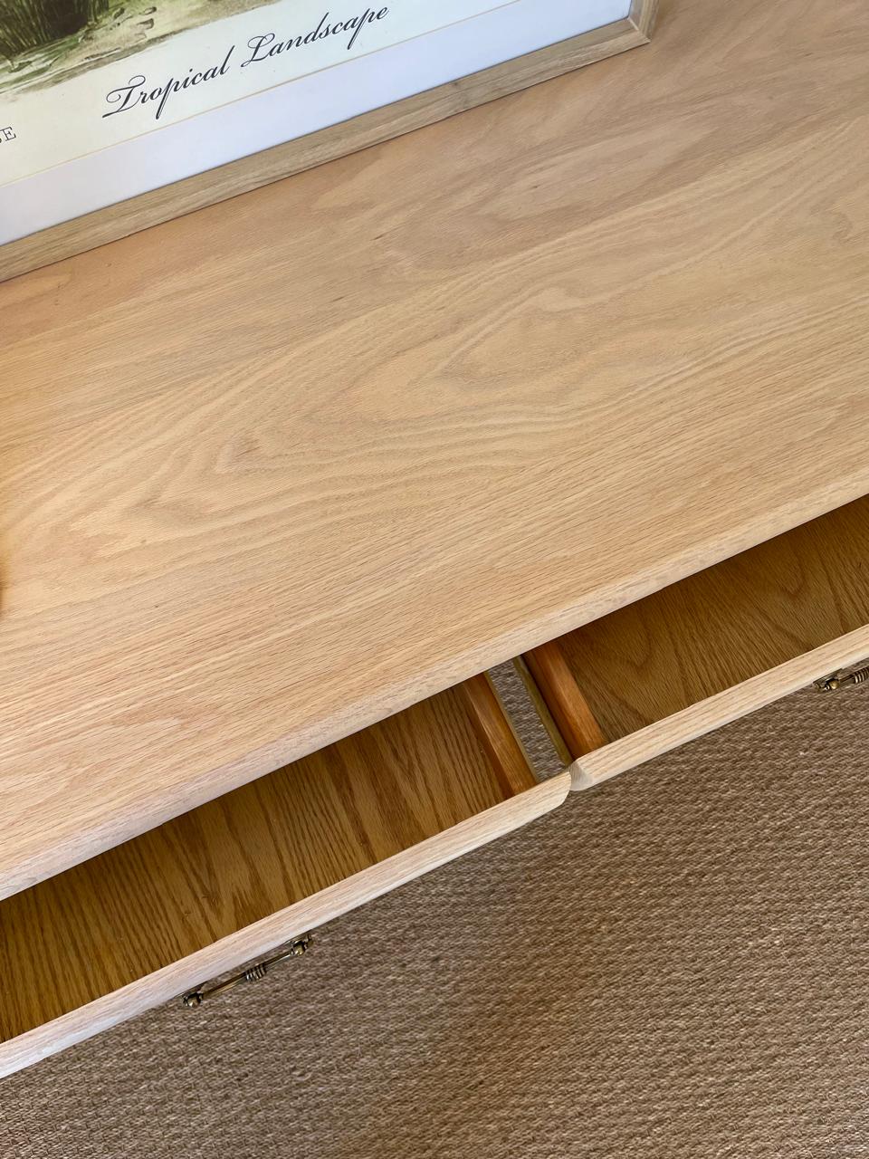 The Linear Desk