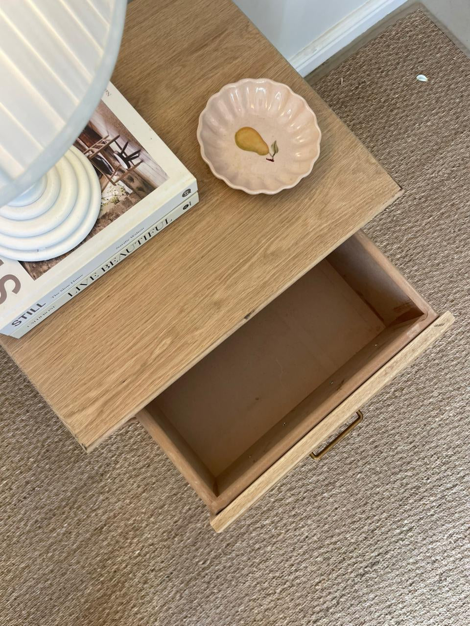 Daisy Bedside Table (White Willow Collection)