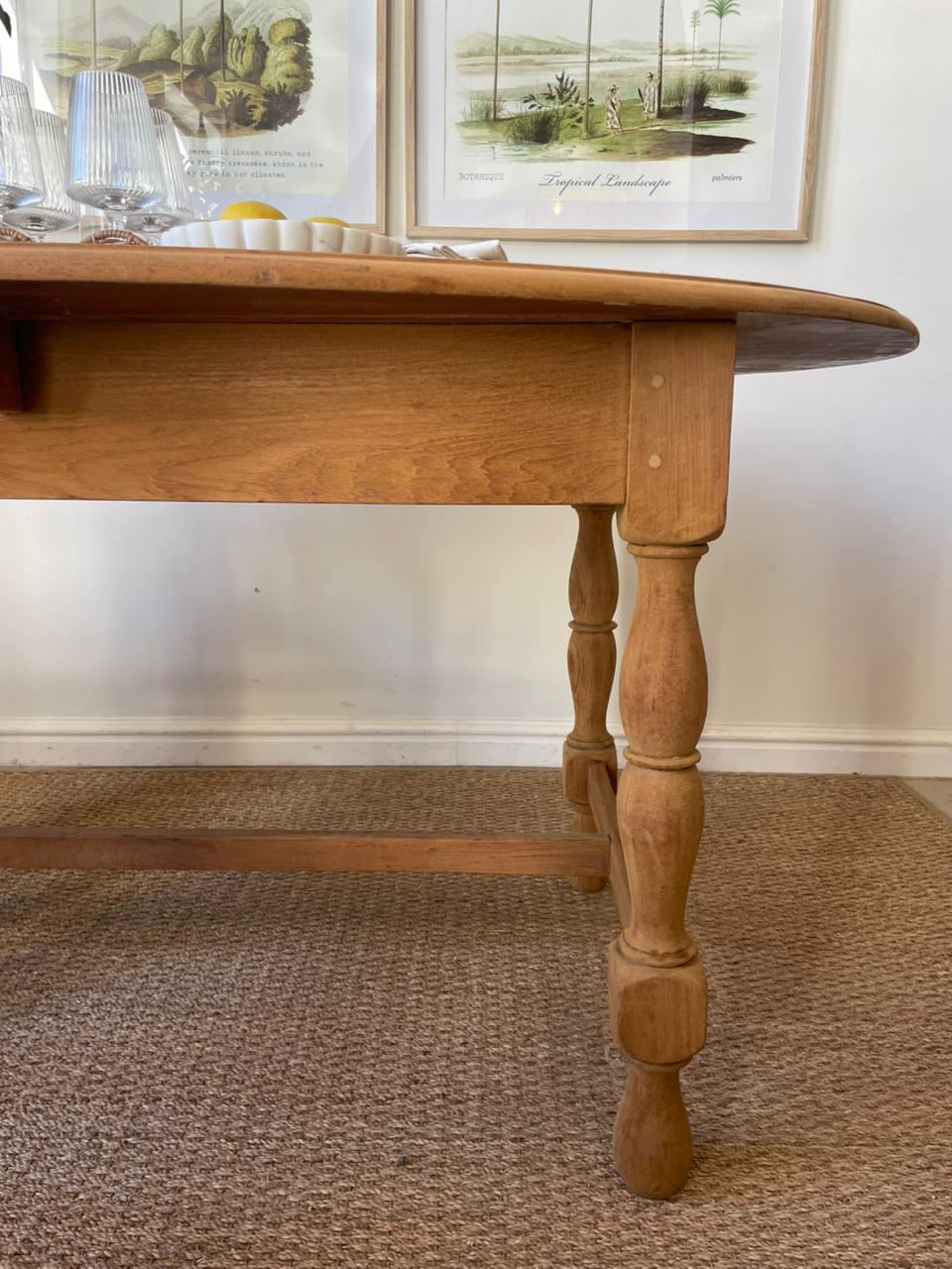 Biko Dining Table