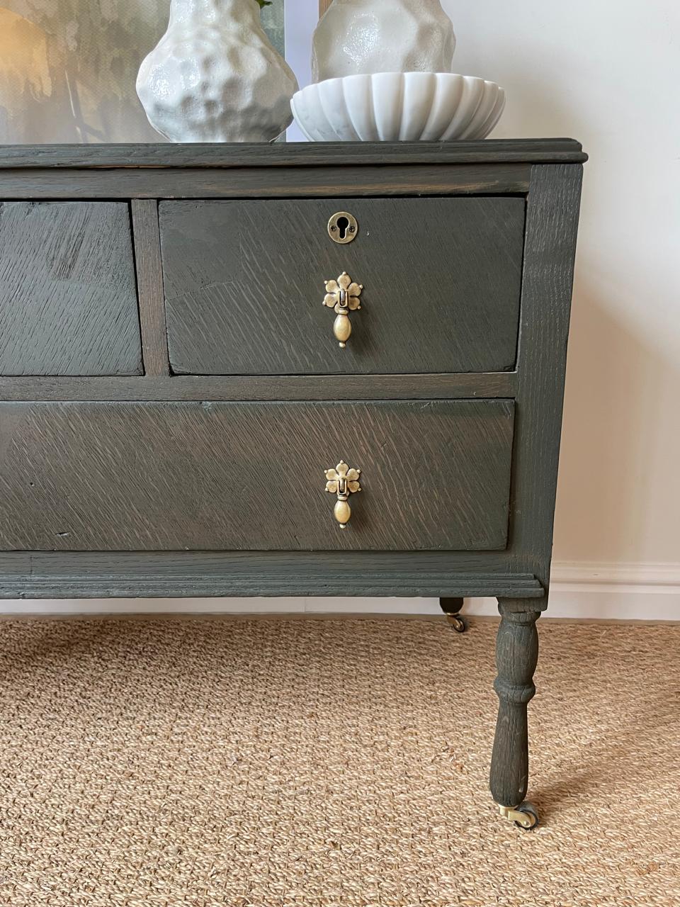 Nederburgh Chest of Draws