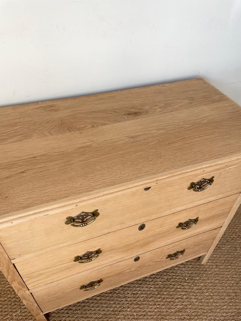 Lesley Chest of Draws