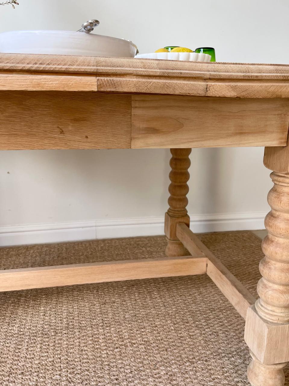 Edward Dining Table