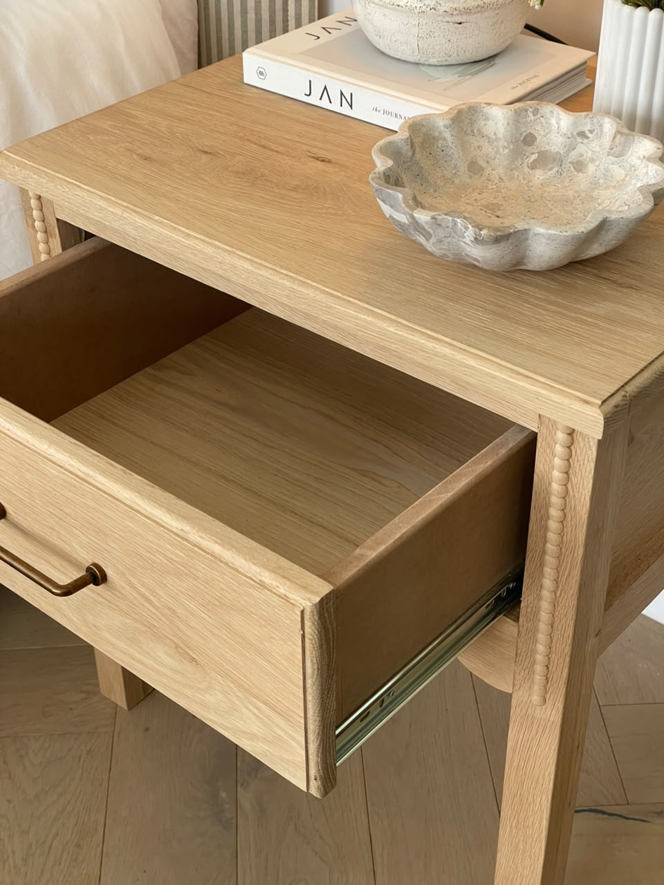 Daisy Bedside Table (White Willow Collection)
