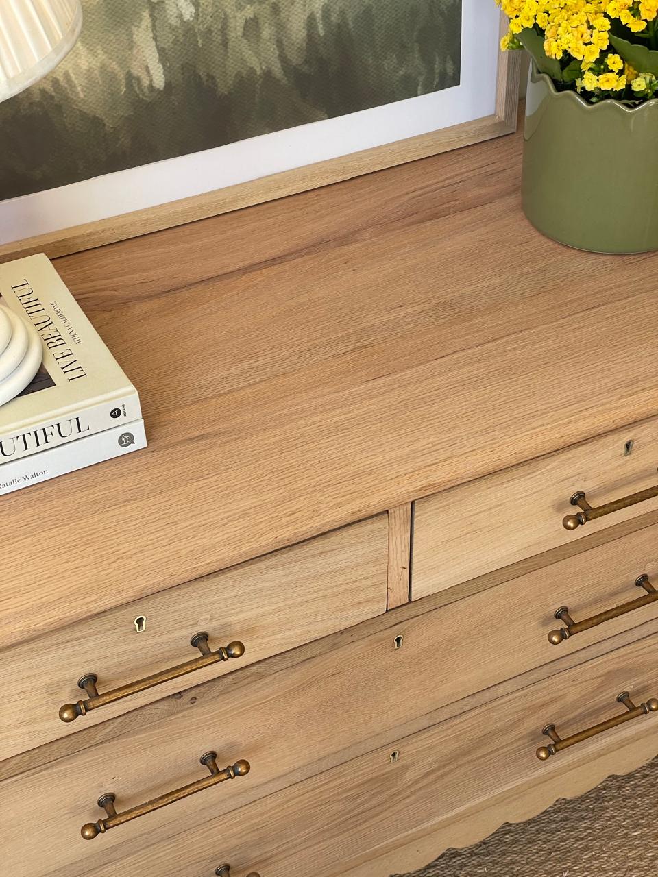 Leslie Chest of Draws