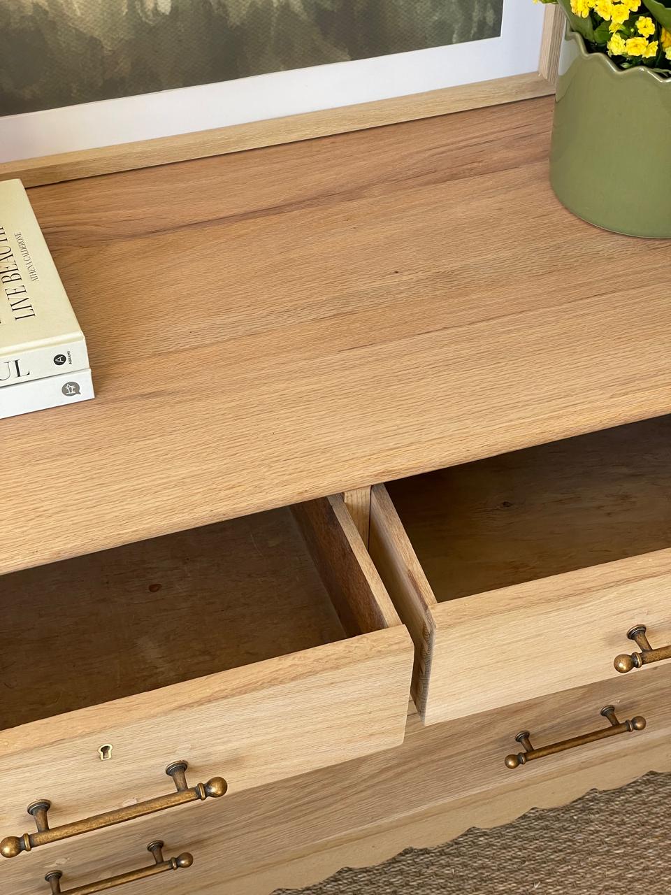 Leslie Chest of Draws