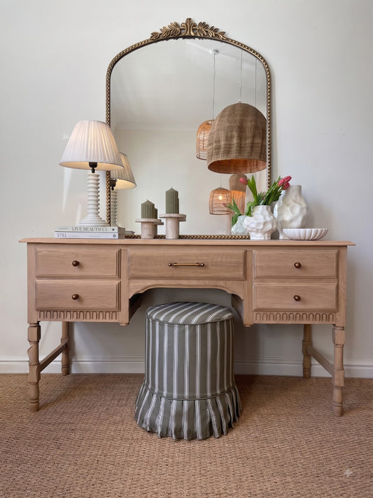 Sunflower Dressing Table/Desk