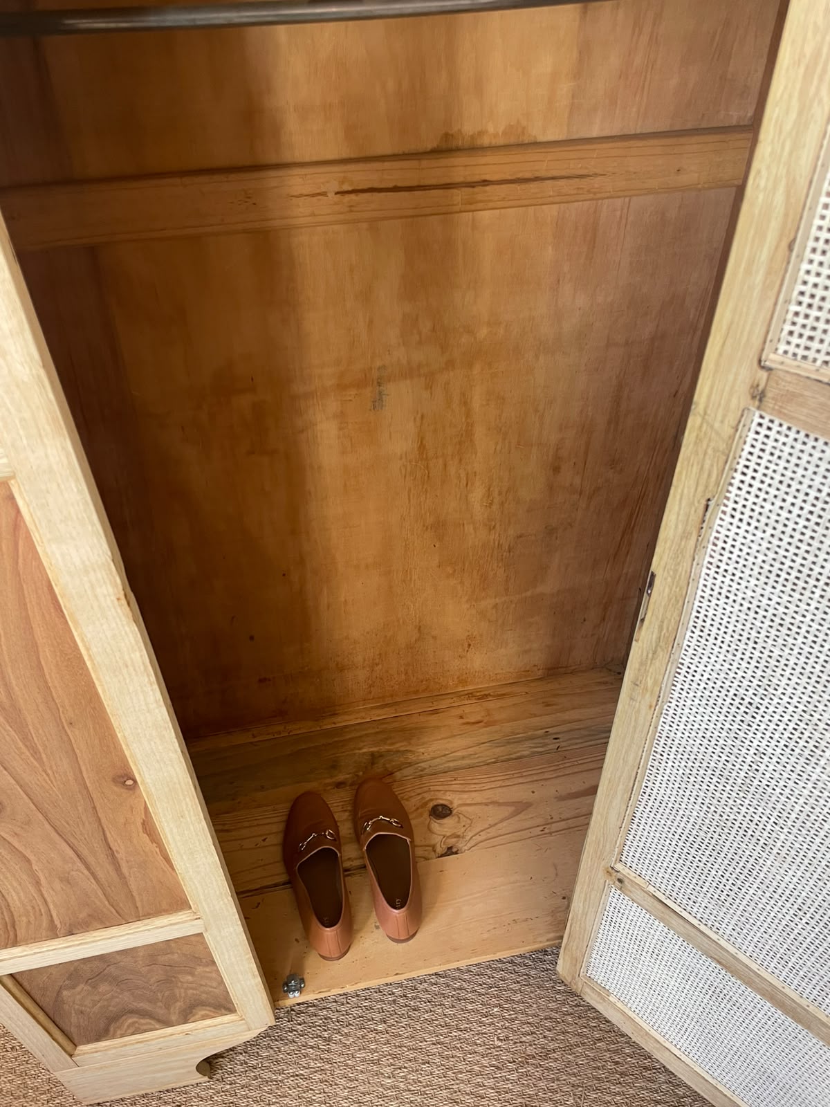 Emma wardrobe