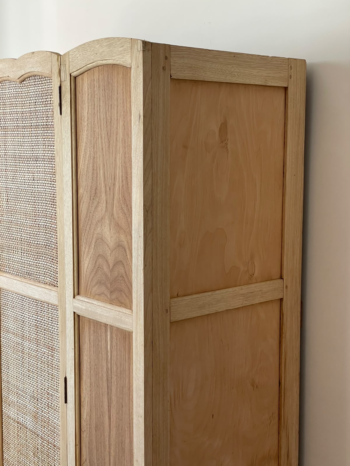 Emma wardrobe