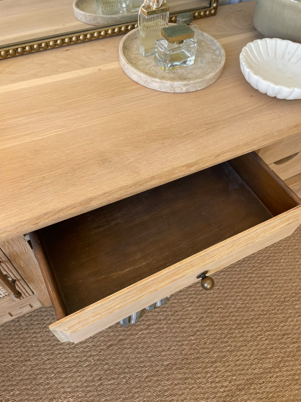 The Bella Desk/Dressing